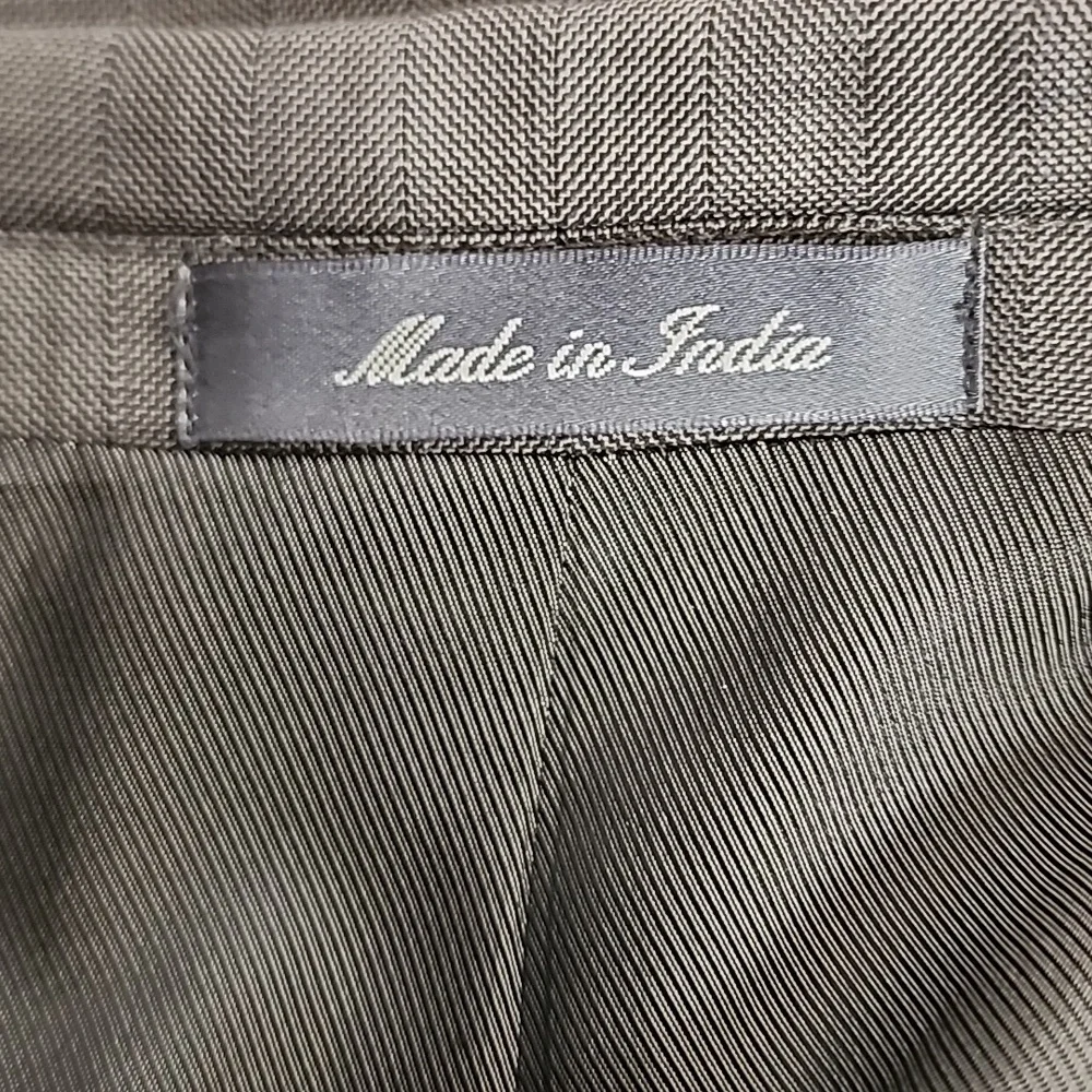 Oscar de la Renta Vintage Men's 100% Wool Suit in Grayish Taupe Sz 44L W38 WOW!
